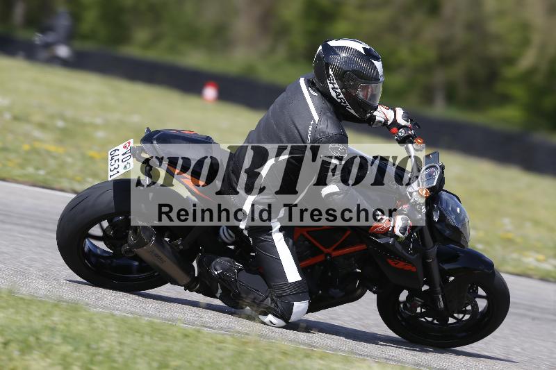 /Archiv-2025/09 22.04.2025 Cornu Master School ADR/gruen-vert/3